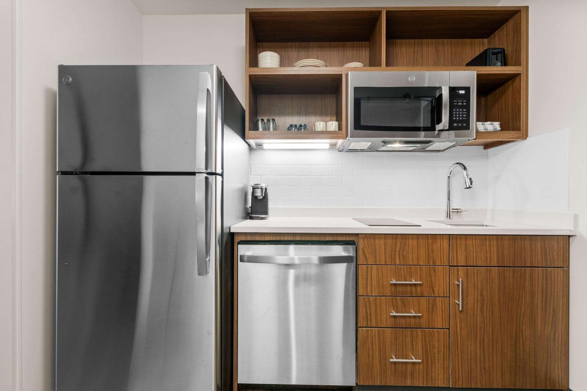 Everhome Suites Lexington - Horse Park Экстерьер фото